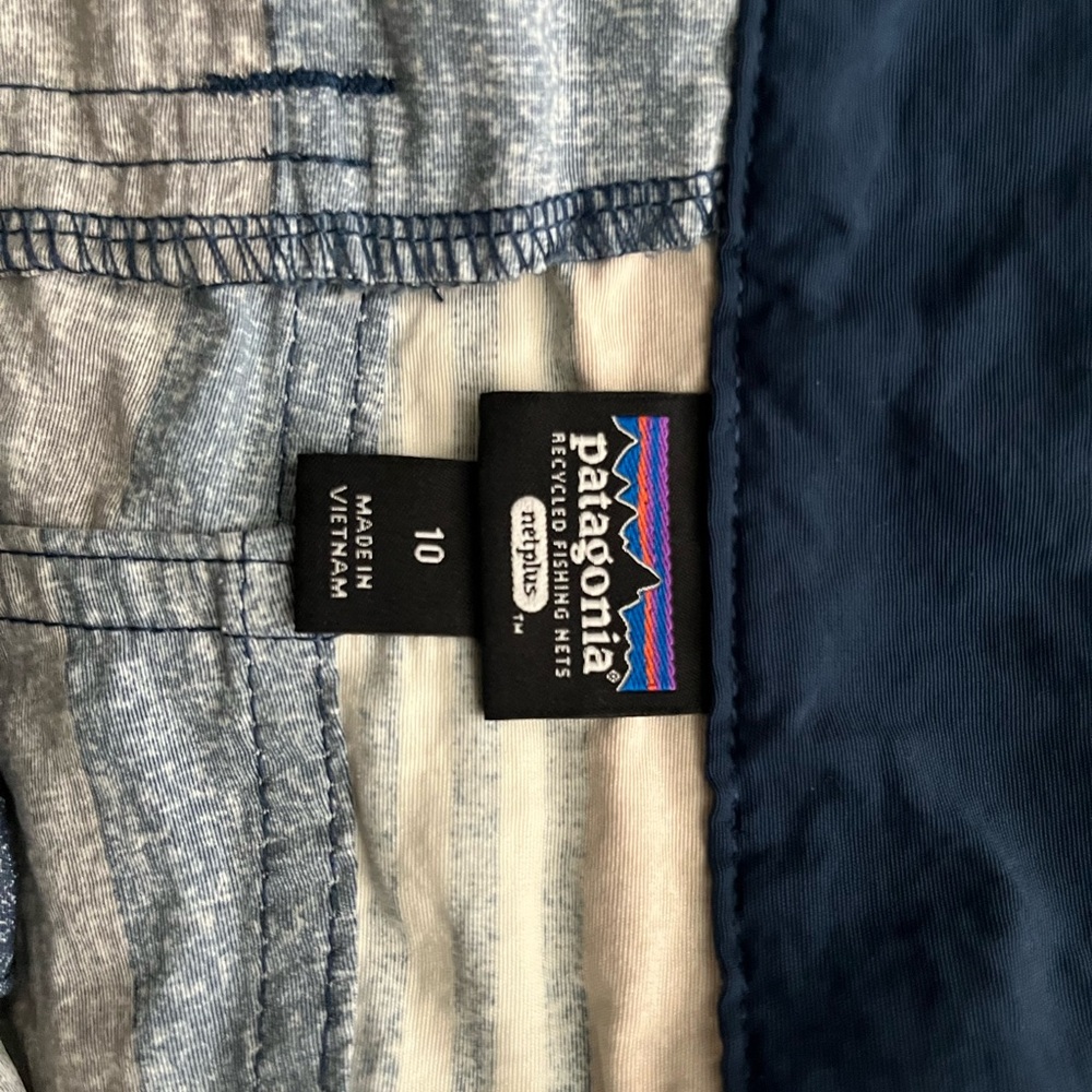 Patagonia women’s swim short. Size 10.
